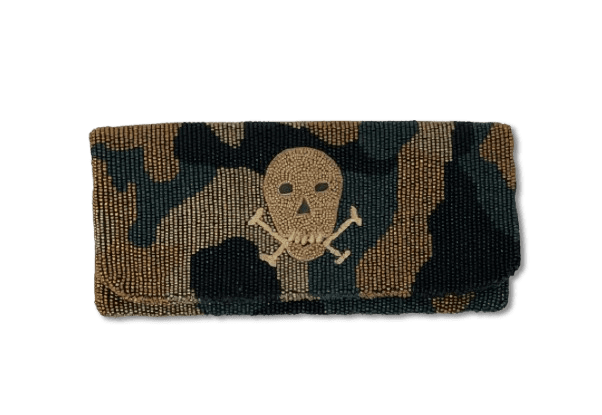 CAMOUFLAGE SKULL CLUTCH